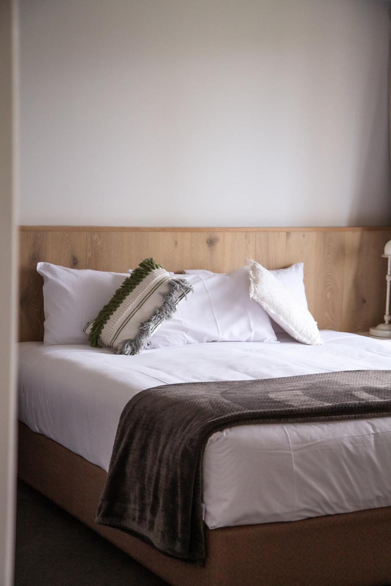 Nagambie Waterfront Motel Екстер'єр фото