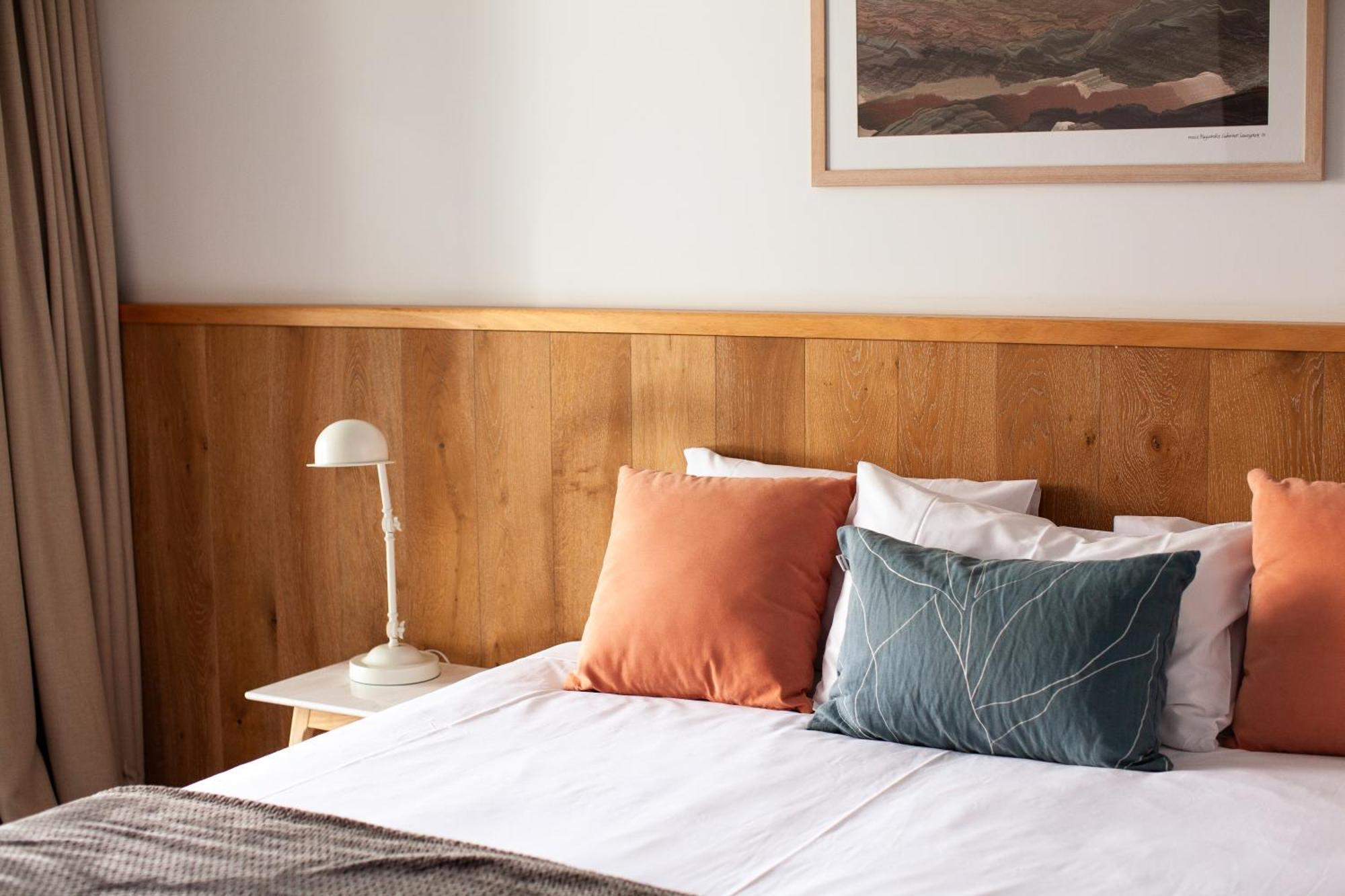 Nagambie Waterfront Motel Екстер'єр фото