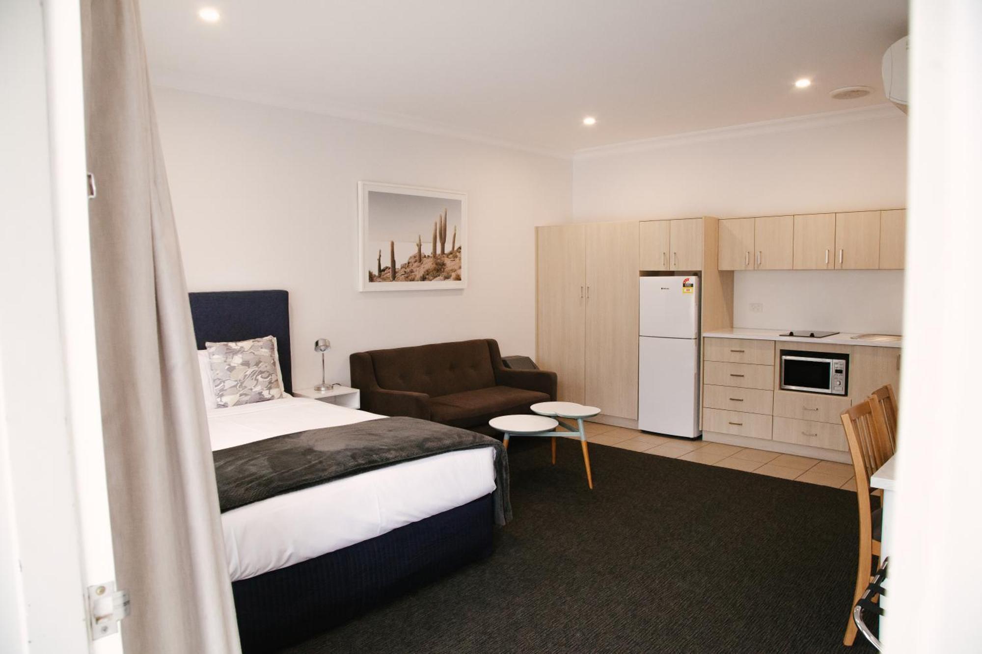 Nagambie Waterfront Motel Екстер'єр фото